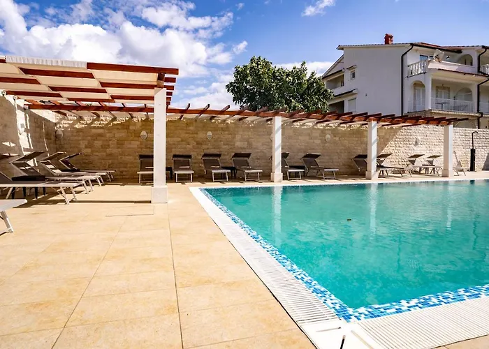 Stare Brajde ロパール